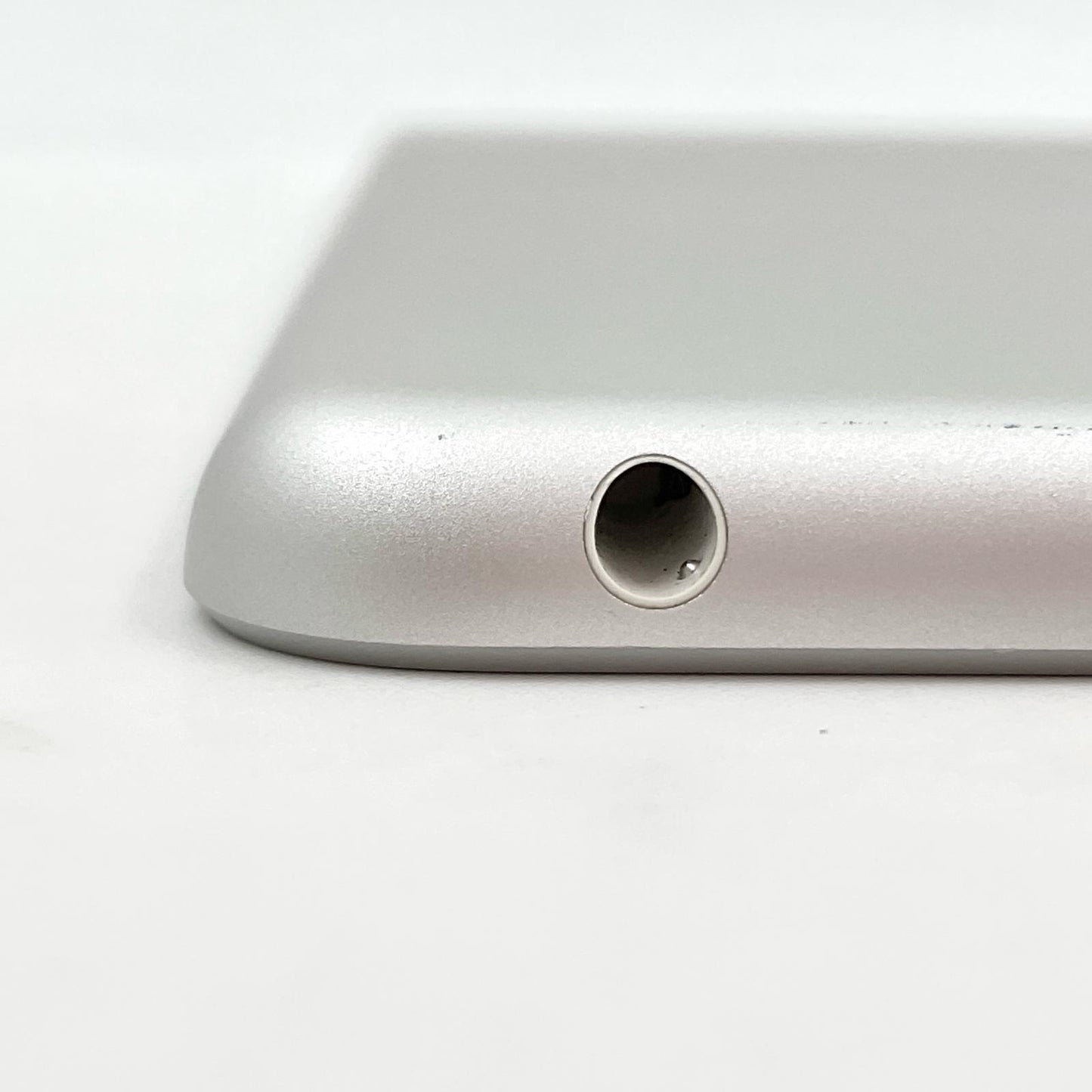 【全額返金保証】【最速発送】Apple iPad iPad 10.2インチ 第9世代 256GB シルバー Wi-Fi 動作確認済