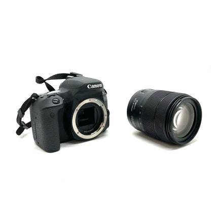 【全額返金保証】【最速発送】Canon デジタル一眼 EOS 9000D EF-S18-135 IS USM レンズキット ブラック 美品 動作確認済