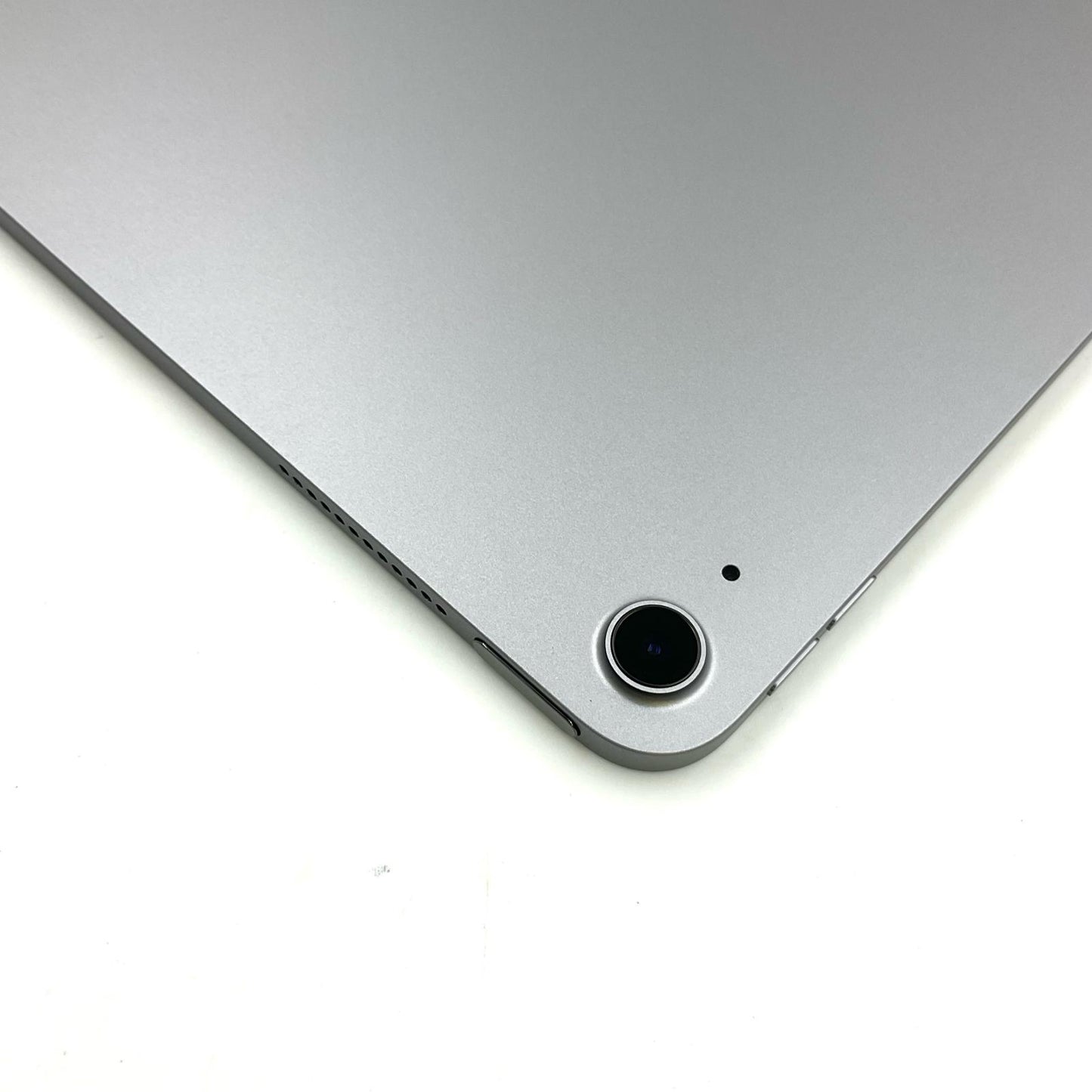 【全額返金保証】【最速発送】Apple iPad iPad Air(M2) 13インチ 128GB スペースグレイ Wi-Fi 超美品 動作確認済