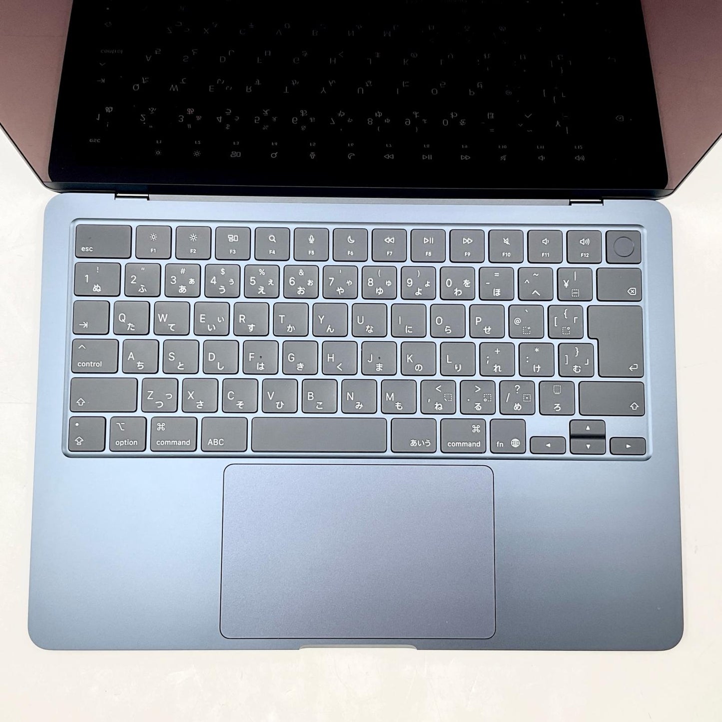 【全額返金保証】【最速発送】Apple MacBook Air 13.6インチ 2025 Apple M4 16GB SSD 256GB ミッドナイト 100% 超美品 動作確認済