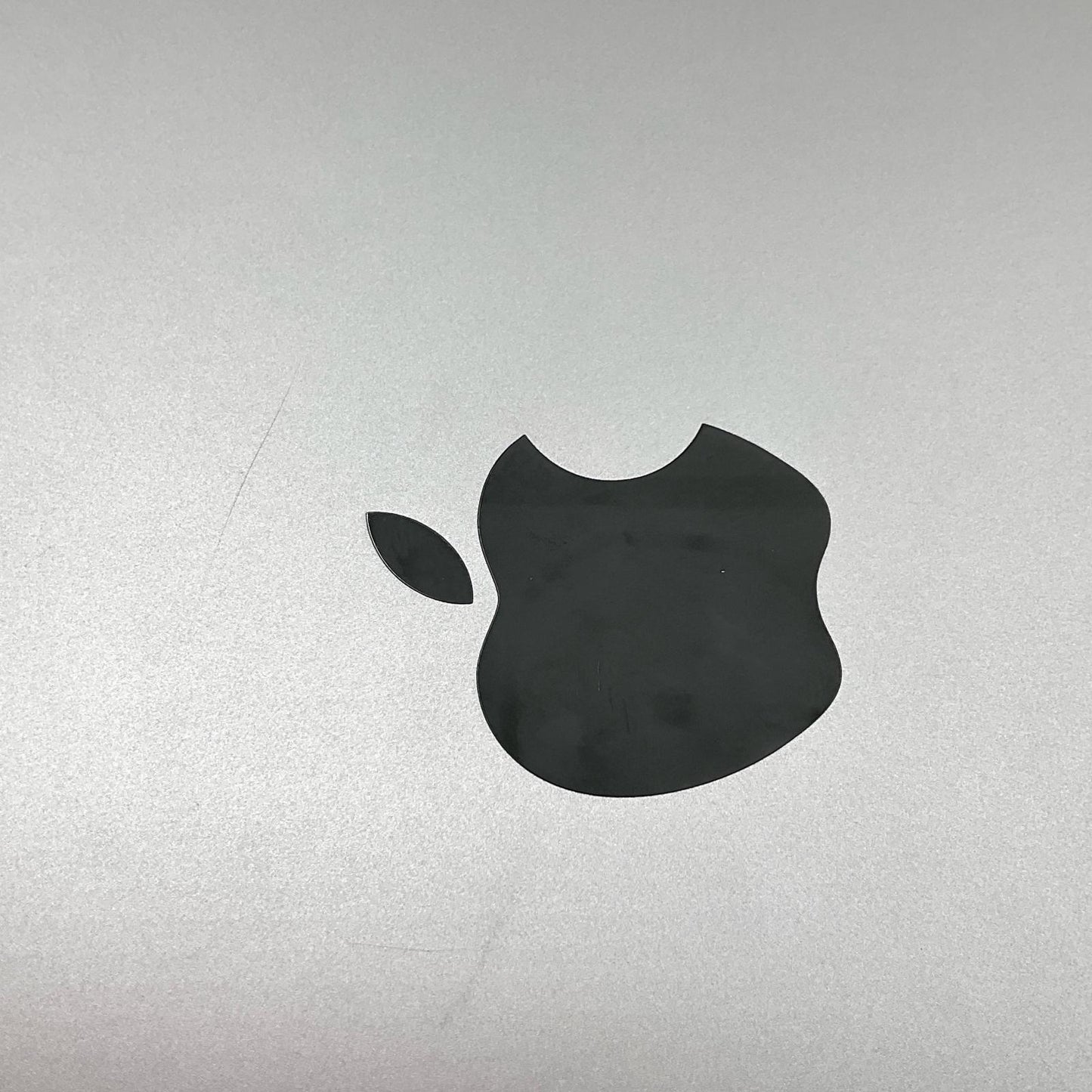 【全額返金保証】【最速発送】Apple iPad iPad 9.7インチ 第6世代 32GB スペースグレイ WiFi+Cellular au 白ロム 動作確認済
