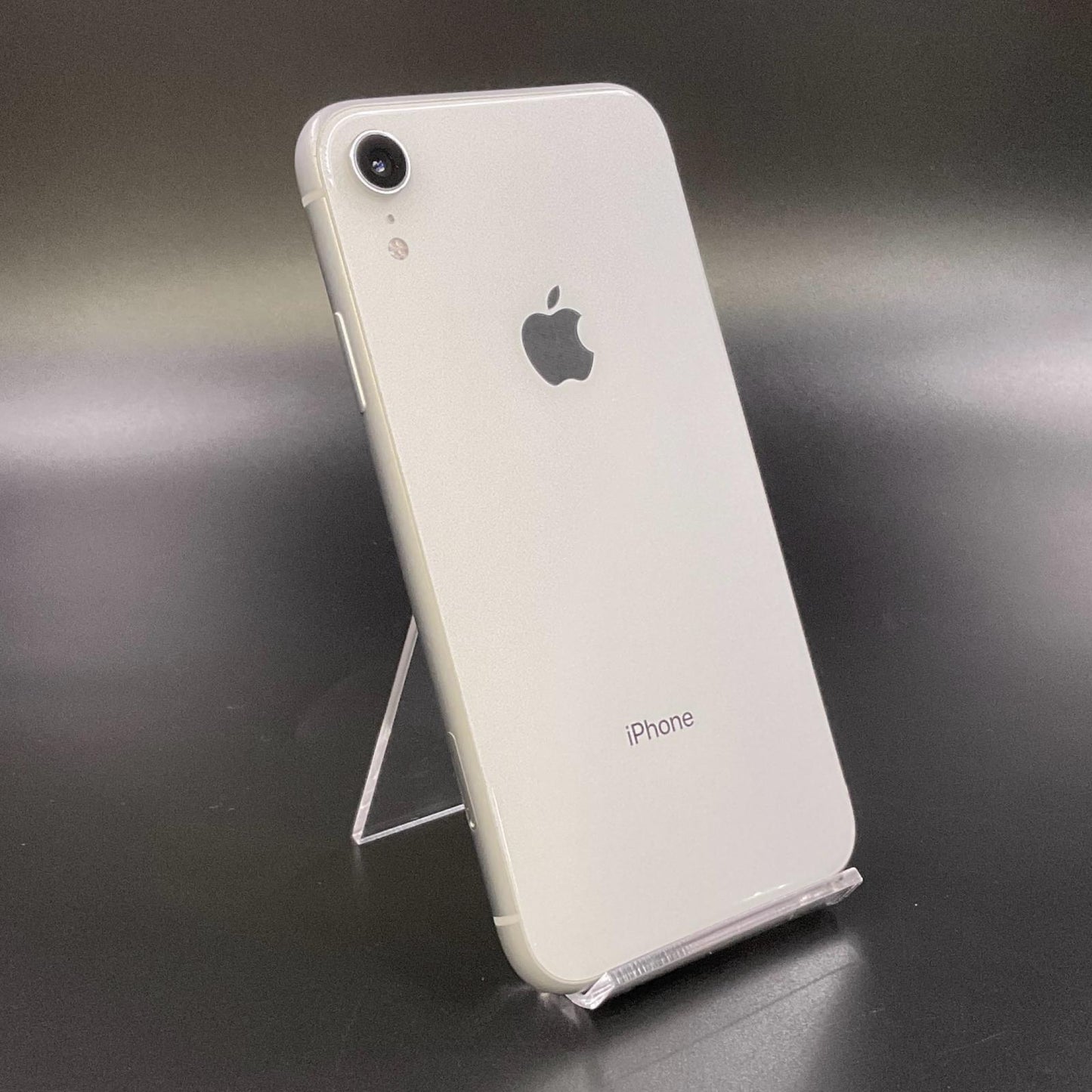 【全額返金保証】【最速発送】Apple iPhone iPhone XR 64GB ホワイト au 白ロム 動作確認済 76%