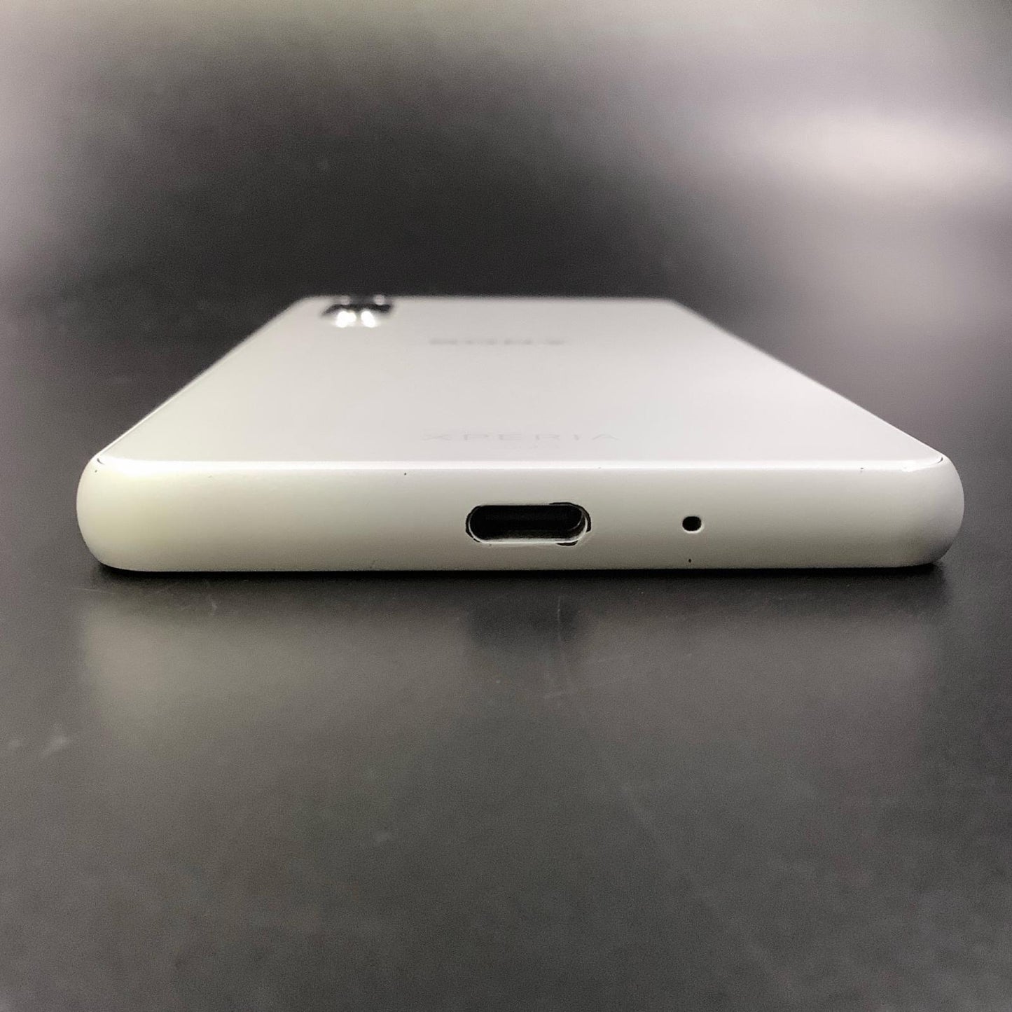 【全額返金保証】【最速発送】Sony Xperia 10 III 128GB ホワイト au SOG04 白ロム 動作確認済
