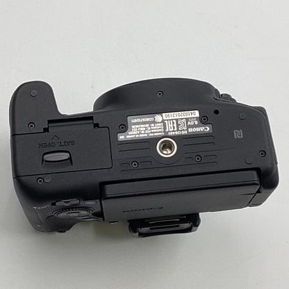 【全額返金保証】【最速発送】Canon デジタル一眼 EOS 8000D ボディ ブラック 超美品 動作確認済