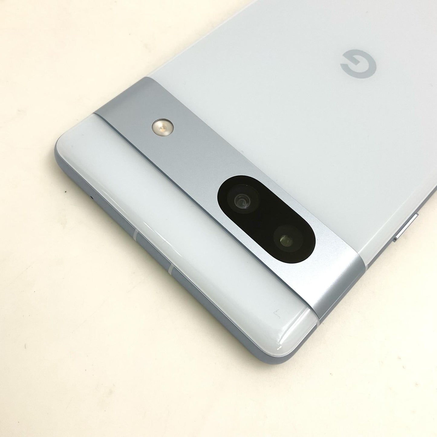 【全額返金保証】【最速発送】Google Pixel 7a 128GB Sea au G82U8 白ロム 動作確認済