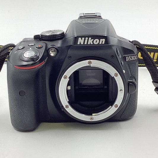 【全額返金保証】【最速発送】Nikon デジタル一眼 D5300 ボディ ブラック 動作確認済