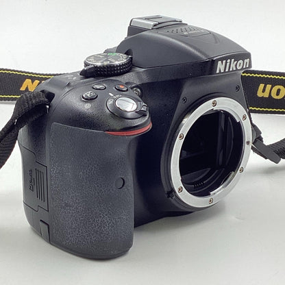 【全額返金保証】【最速発送】Nikon デジタル一眼 D5300 ボディ ブラック 動作確認済