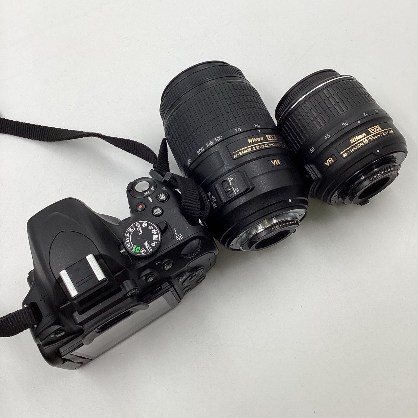 【全額返金保証】【最速発送】Nikon デジタル一眼 D5100 ダブルズームキット ブラック 動作確認済