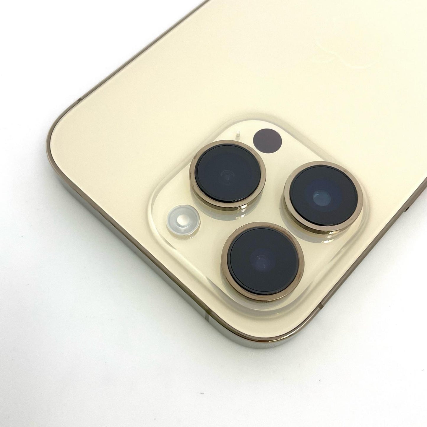 【全額返金保証】【最速発送】Apple iPhone iPhone 14 Pro 128GB ゴールド docomo 動作確認済 86%
