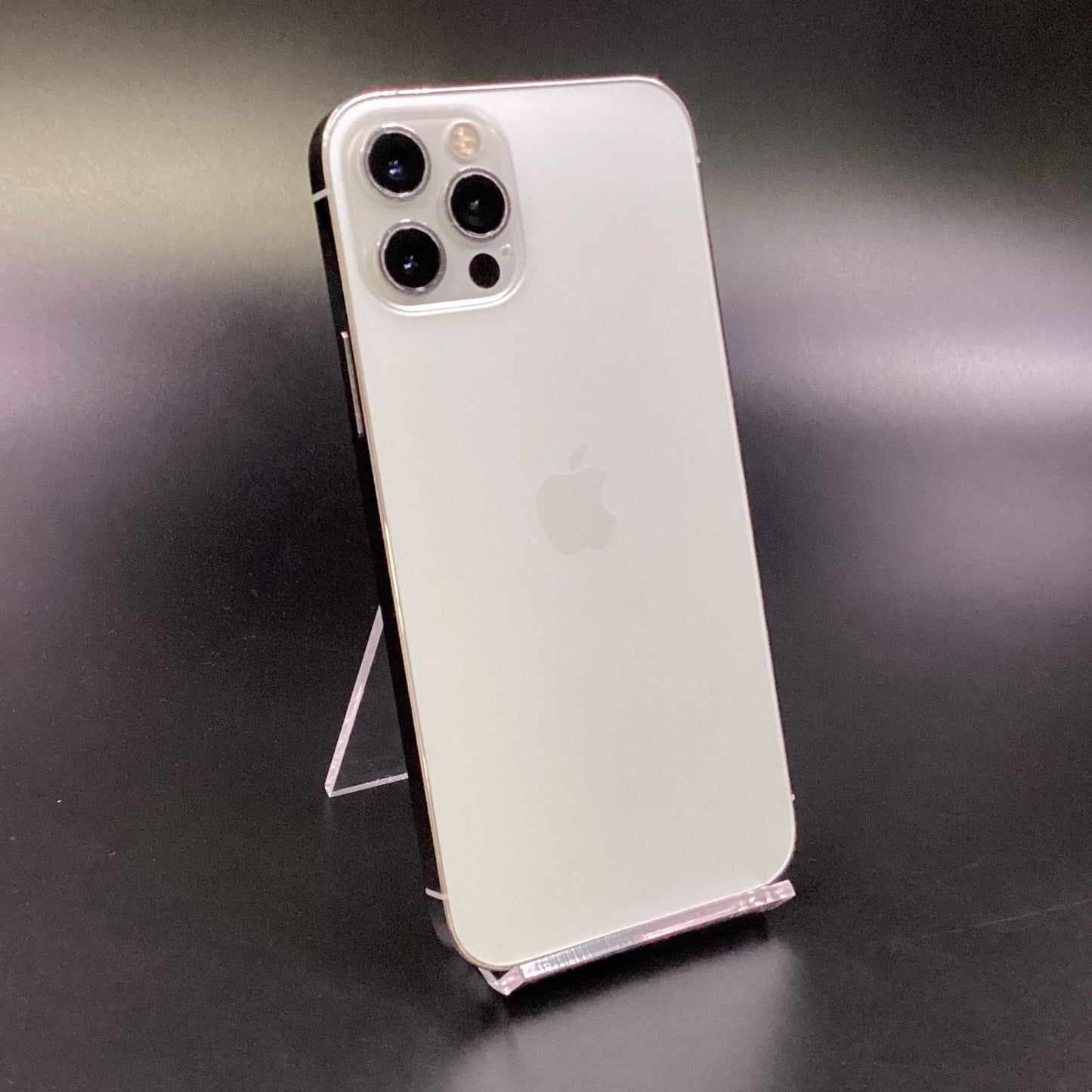 【全額返金保証】【最速発送】Apple iPhone iPhone 12 Pro 256GB シルバー docomo 白ロム 動作確認済 78%