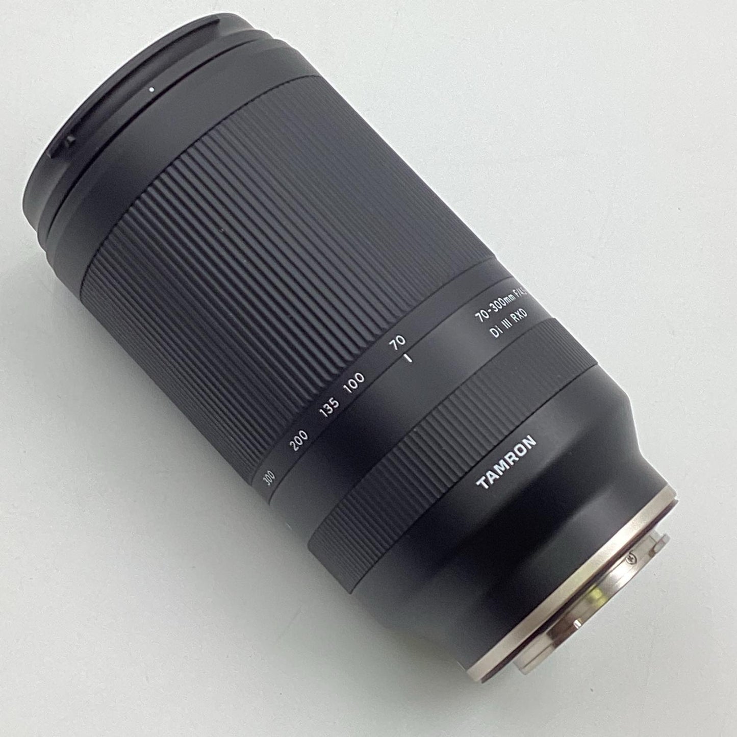 【全額返金保証】【最速発送】TAMRON 70-300mm F/4.5-6.3 Di III RXD (Model A047) 美品 動作確認済
