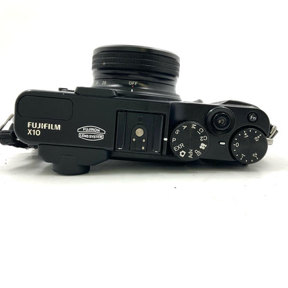 【全額返金保証】【最速発送】FUJIFILM コンパクトデジタルカメラ X10 ブラック 動作確認済