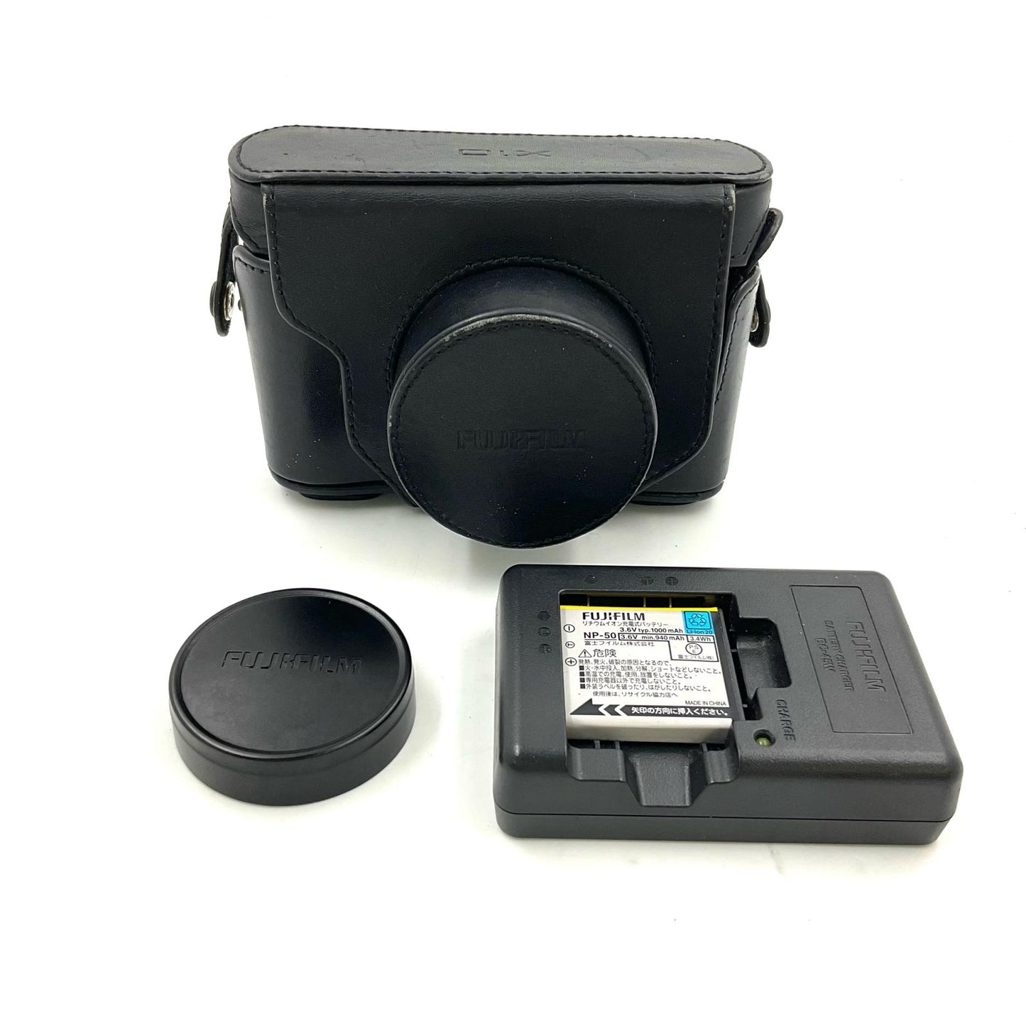 【全額返金保証】【最速発送】FUJIFILM コンパクトデジタルカメラ X10 ブラック 動作確認済