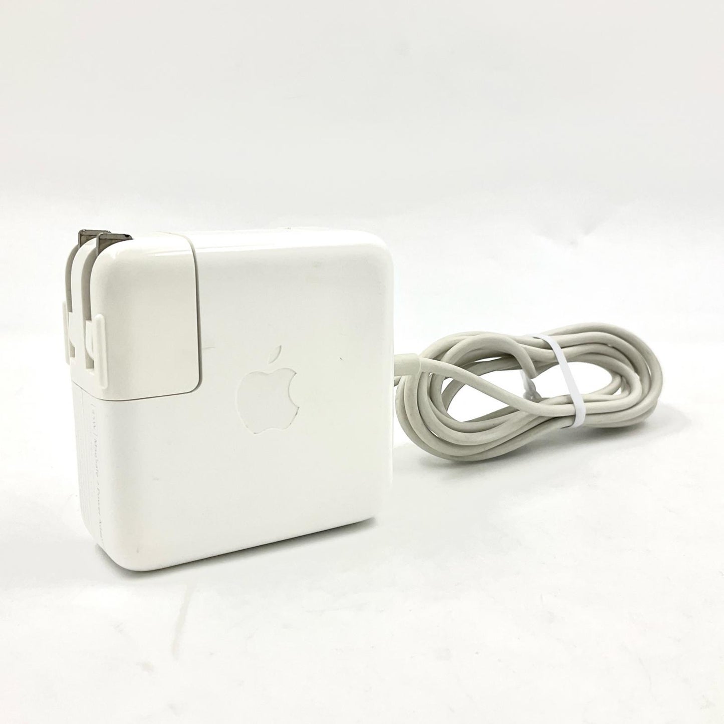 【全額返金保証】【最速発送】Apple MacBook Air 13インチ 2014 1.4 GHz Intel Core i5 4GB SSD 128GB シルバー 動作確認済