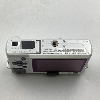 【最速発送】Panasonic デジタル一眼 LUMIX DMC-GF2 ボディ ホワイト【難有】