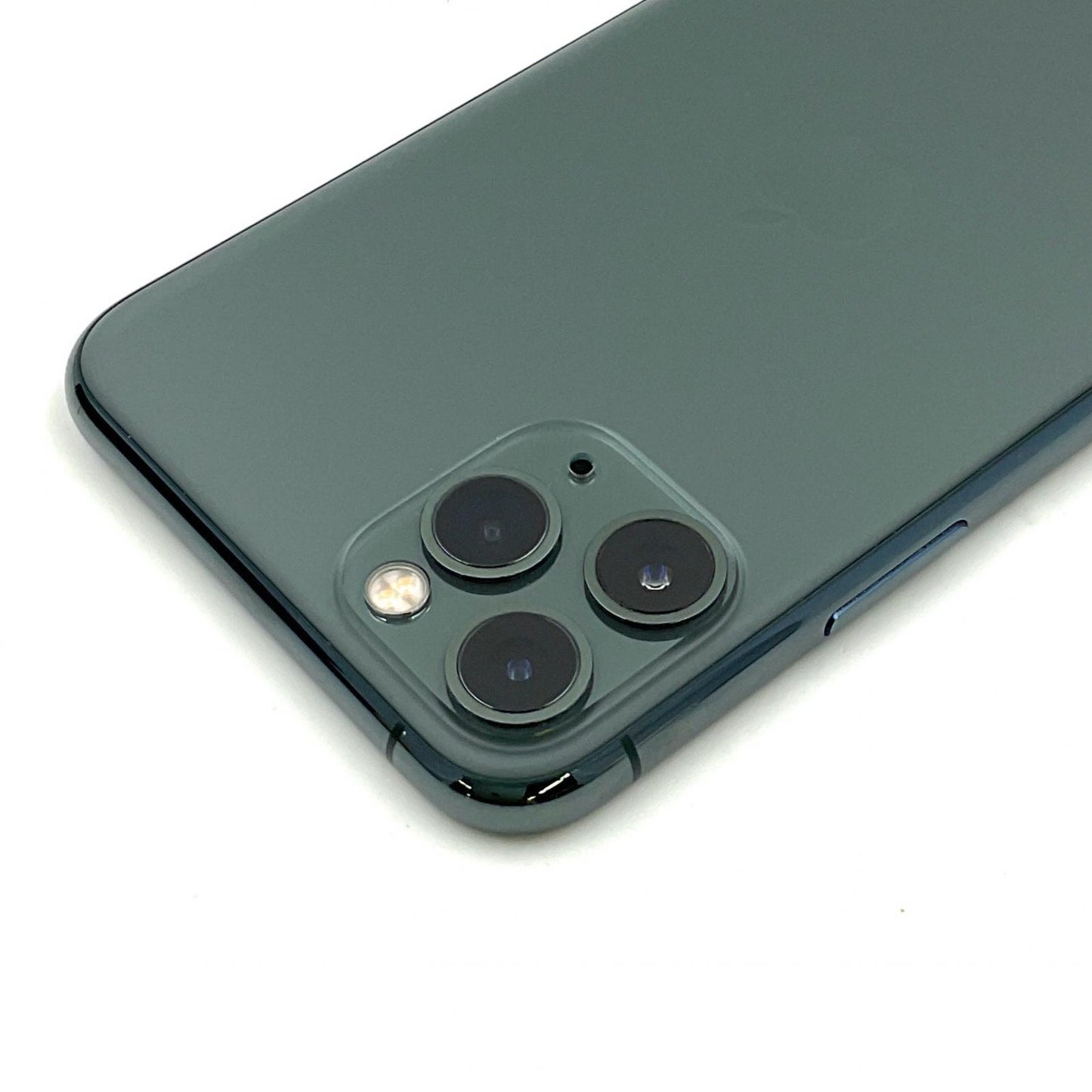 【全額返金保証】【最速発送】Apple iPhone iPhone 11 Pro 256GB ミッドナイトグリーン docomo 白ロム 動作確認済 67%