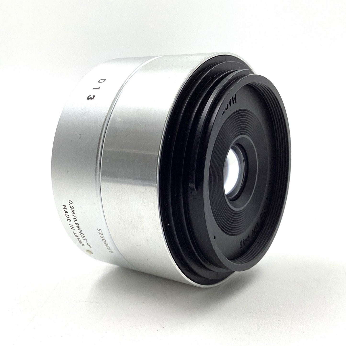 【全額返金保証】【最速発送】SIGMA 30mm F2.8 DN シルバー [ソニー用] 動作確認済
