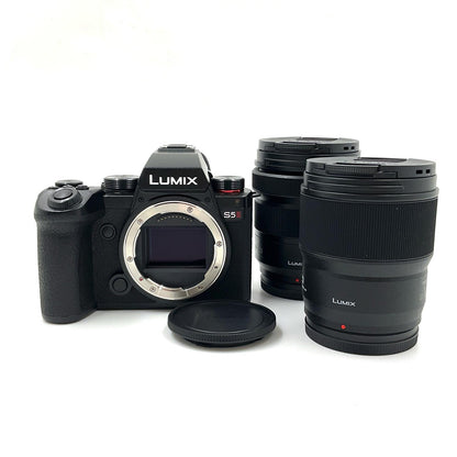 【全額返金保証】【最速発送】Panasonic デジタル一眼 LUMIX DC-S5M2W ダブルレンズキット ブラック 超美品 動作確認済