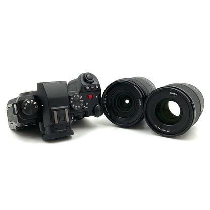 【全額返金保証】【最速発送】Panasonic デジタル一眼 LUMIX DC-S5M2W ダブルレンズキット ブラック 超美品 動作確認済