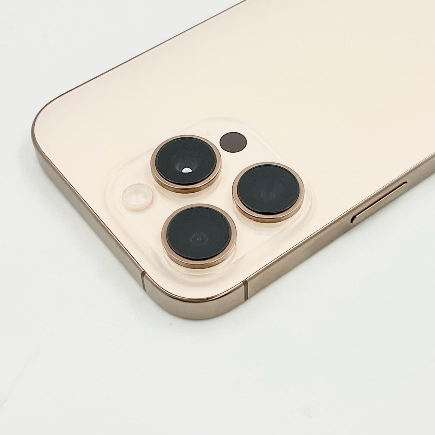 【全額返金保証】【最速発送】Apple iPhone iPhone 16 Pro 256GB デザートチタニウム SIMフリー 動作確認済 100%