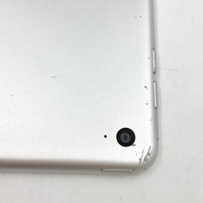 【全額返金保証】【最速発送】Apple iPad iPad Air 9.7インチ 第2世代 32GB シルバー Wi-Fi 動作確認済