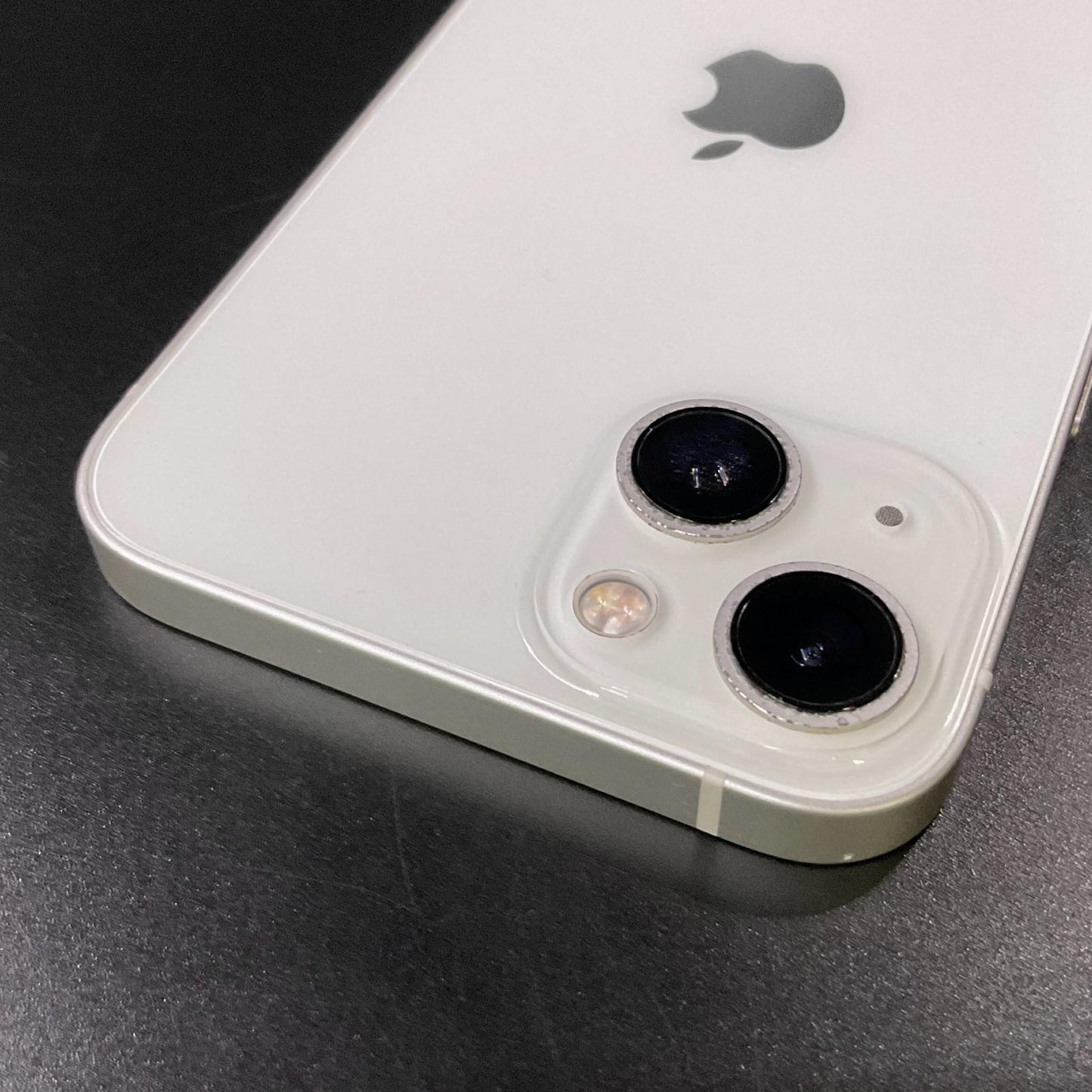 【最速発送】Apple iPhone iPhone 13 128GB スターライト docomo【難有】 77%