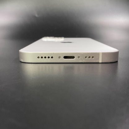 【最速発送】Apple iPhone iPhone 13 128GB スターライト docomo【難有】 77%
