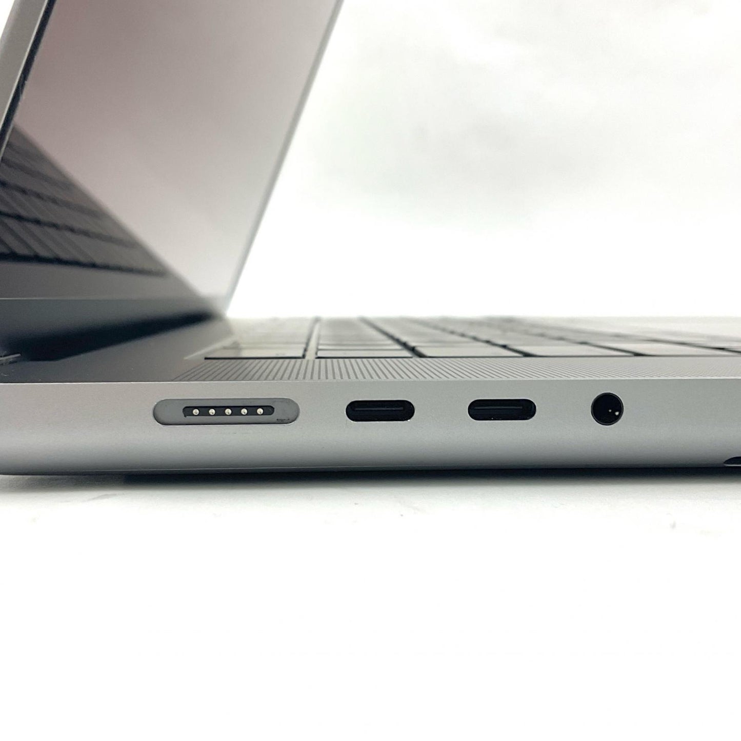 【全額返金保証】【最速発送】Apple MacBook Pro 16インチ 2021 Apple M1 MAX 64GB SSD 2TB スペースグレイ 95.2% 動作確認済
