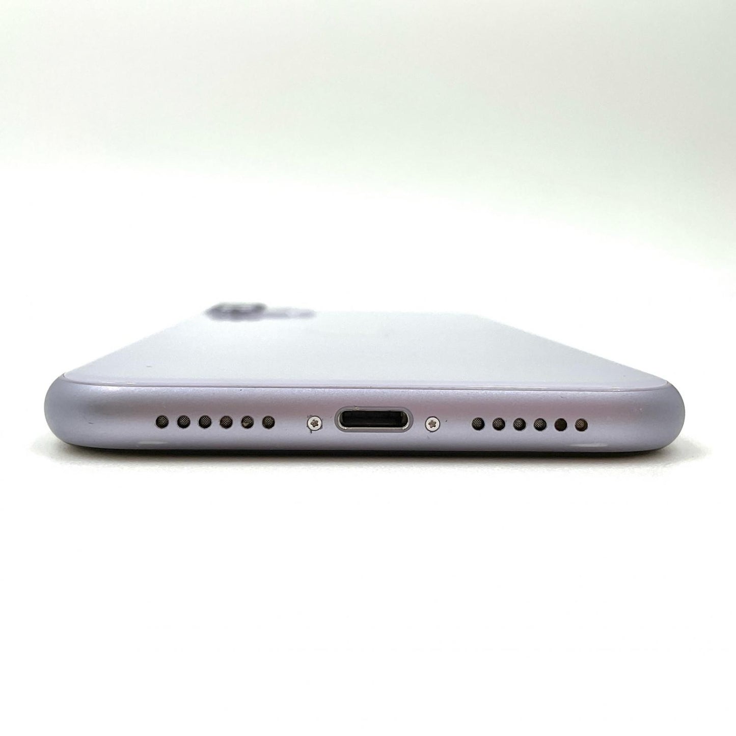 【全額返金保証】【最速発送】Apple iPhone iPhone 11 64GB パープル docomo 白ロム 動作確認済 72%