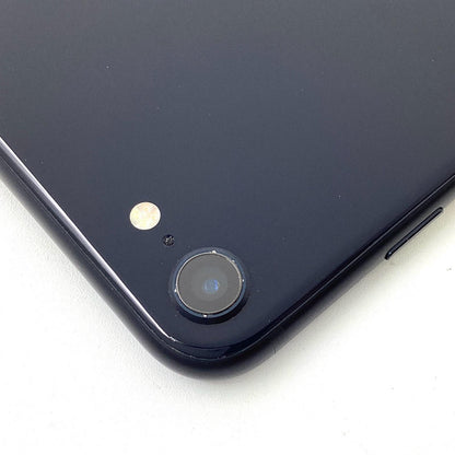 【全額返金保証】【最速発送】Apple iPhone iPhone SE（第3世代） 64GB au 白ロム 動作確認済 79%