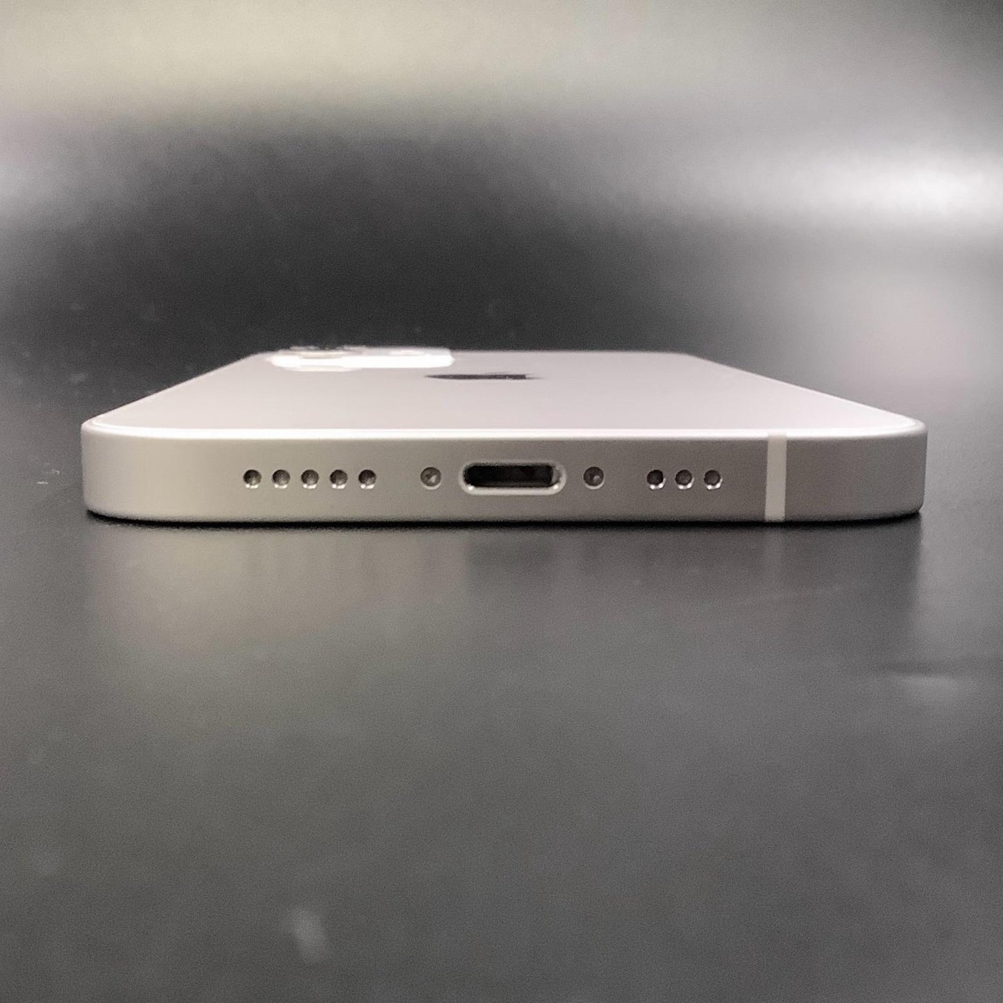 【全額返金保証】【最速発送】Apple iPhone iPhone 12 64GB ホワイト au SIMフリー 白ロム 美品 動作確認済 87%