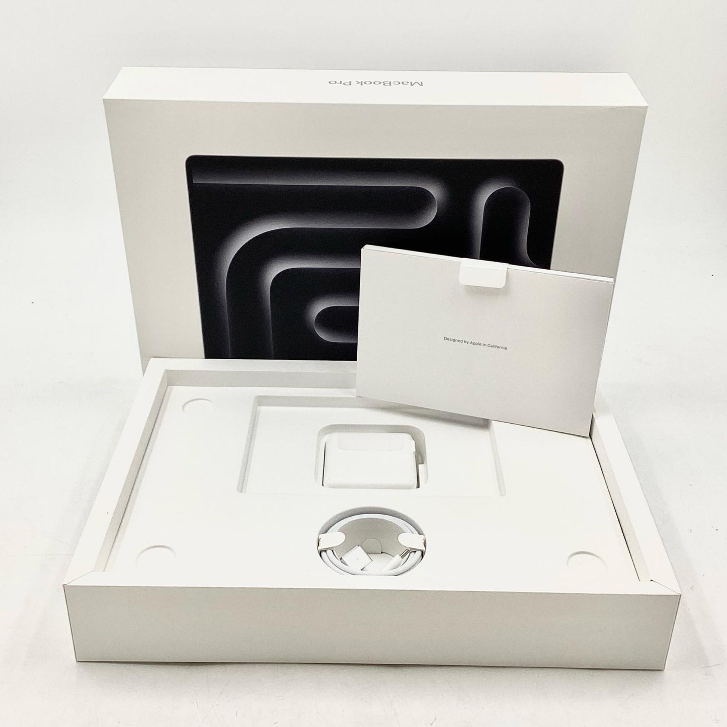 【全額返金保証】【最速発送】Apple MacBook Pro 14インチ 2024 Apple M4 Pro 48GB SSD 512GB シルバー 100% 超美品 動作確認済