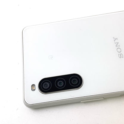 【全額返金保証】【最速発送】Sony Xperia 10 II 64GB ホワイト au SIMフリー SOV43 白ロム 動作確認済