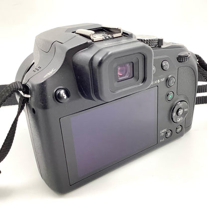 【全額返金保証】【最速発送】Panasonic コンパクトデジタルカメラ LUMIX DC-FZ85 動作確認済