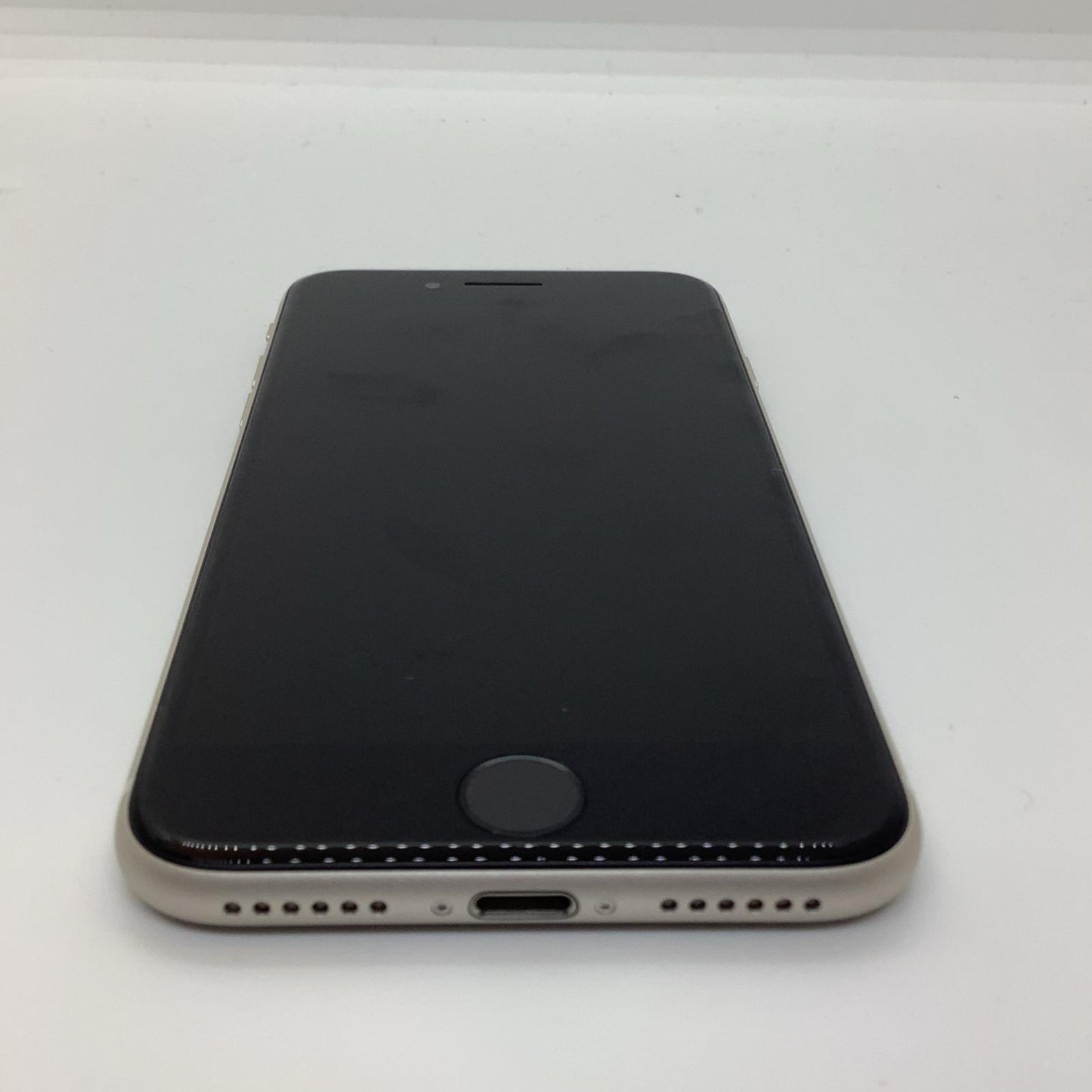 【全額返金保証】【最速発送】Apple iPhone iPhone SE（第3世代） 64GB ホワイト docomo 白ロム 超美品 動作確認済 100%