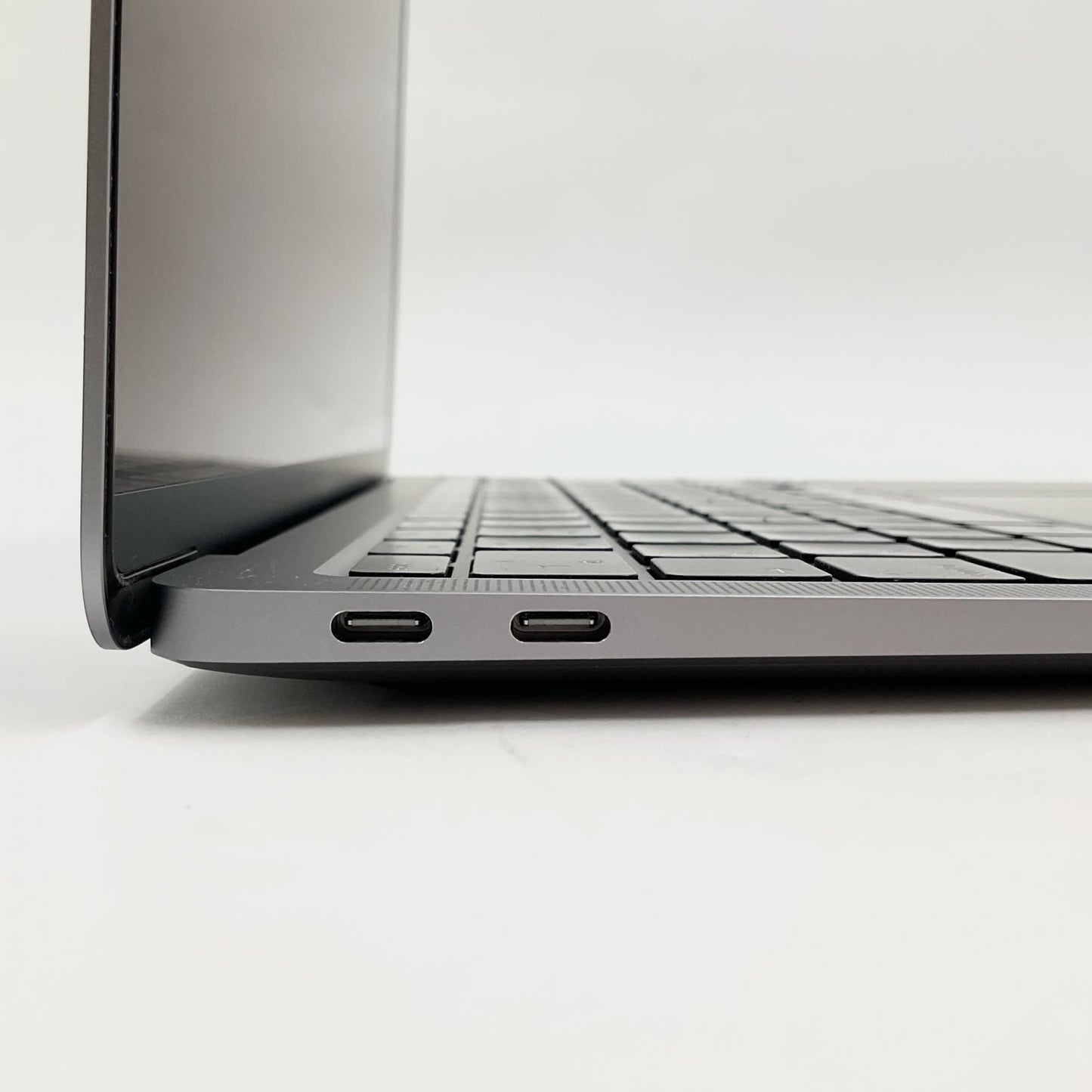 【全額返金保証】【最速発送】Apple MacBook Air 13.3インチ 2020 Apple M1 8GB SSD 256GB スペースグレイ 95% 美品 動作確認済
