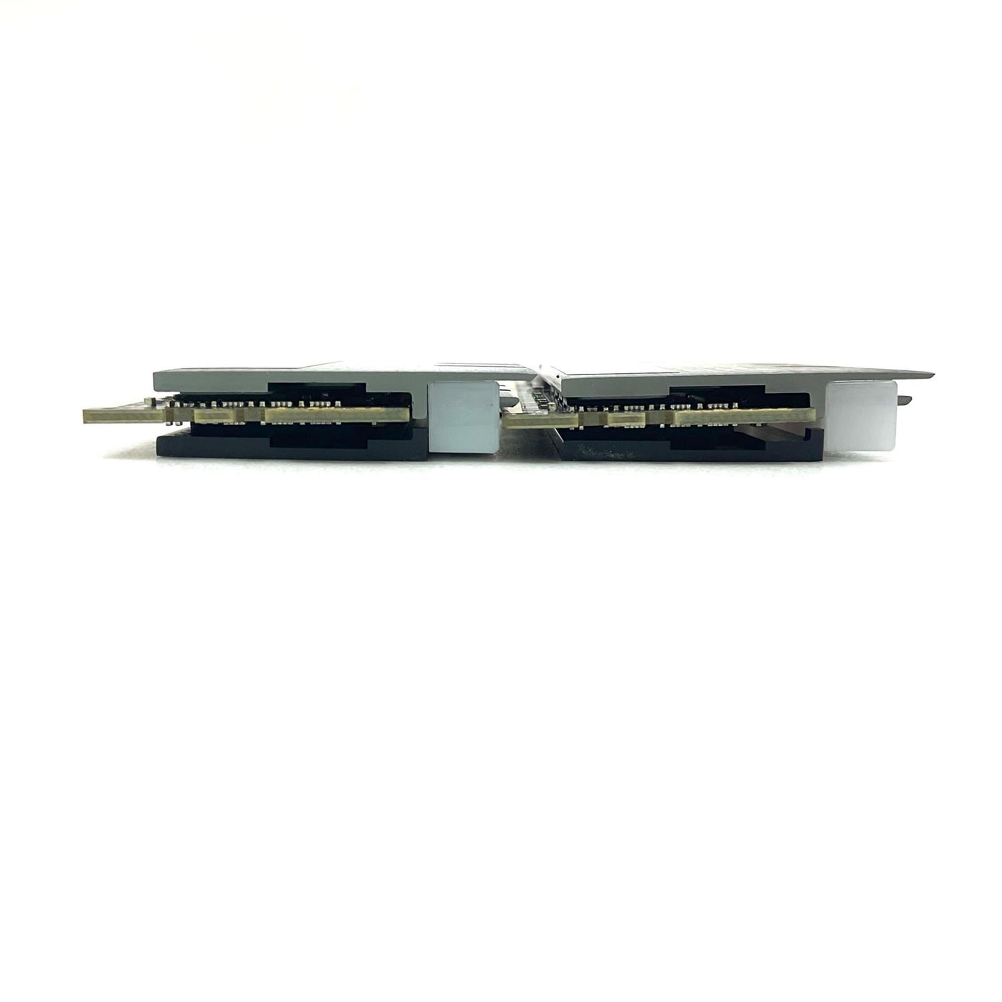【全額返金保証】【最速発送】G.Skill メモリ F4-3200C16D-16GTZR 8GBX2枚組 F4-3200C16D-16GTZR 美品 動作確認済