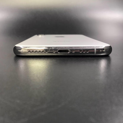 【全額返金保証】【最速発送】Apple iPhone iPhone XS 64GB シルバー SIMフリー 動作確認済 81%