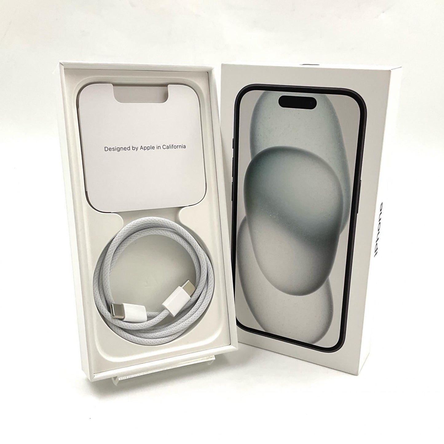 【全額返金保証】【最速発送】Apple iPhone iPhone 15 128GB ブラック docomo 白ロム 美品 動作確認済 84%