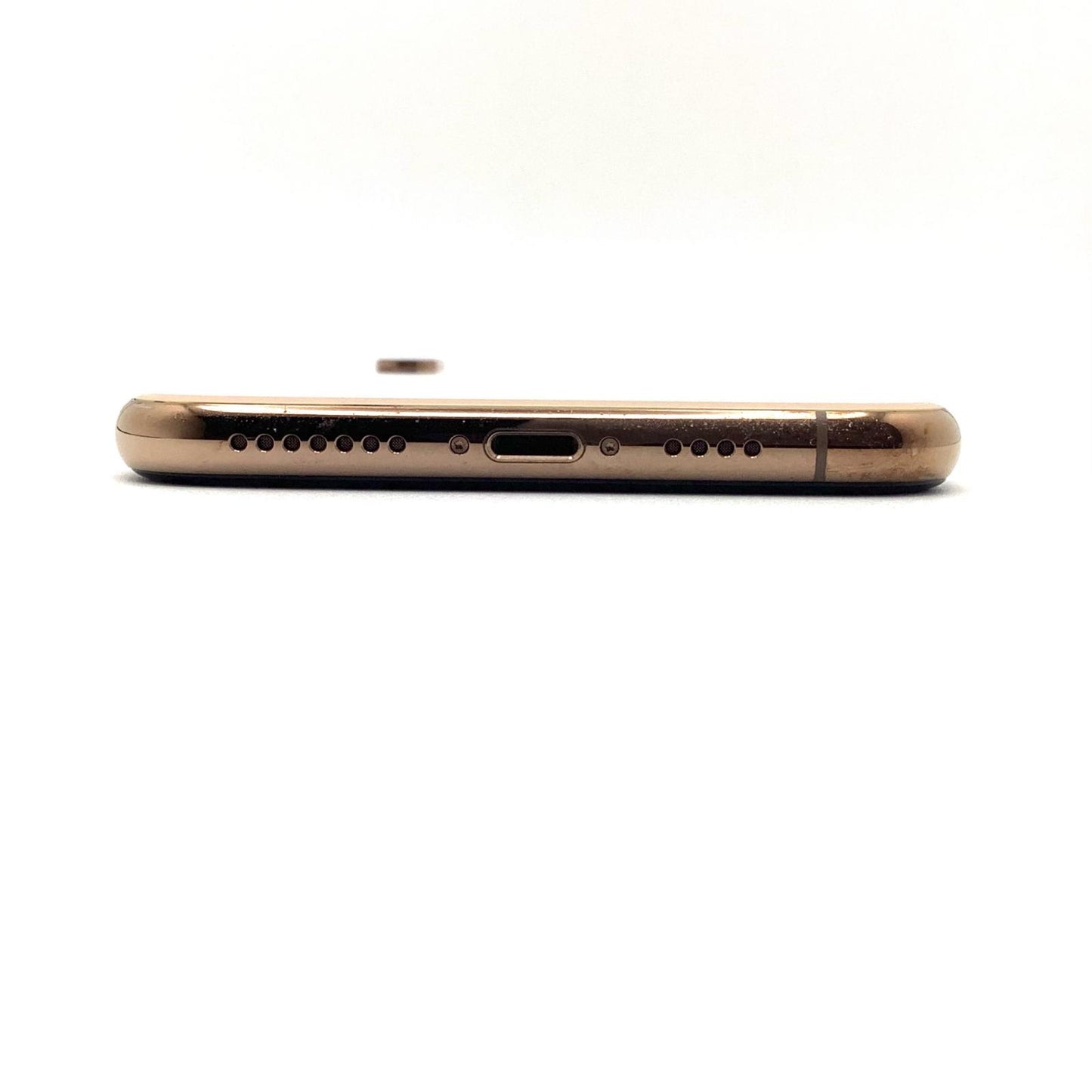 【全額返金保証】【最速発送】Apple iPhone iPhone XS Max 64GB  au 白ロム 動作確認済 82%