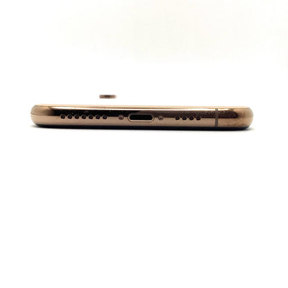 【全額返金保証】【最速発送】Apple iPhone iPhone XS Max 64GB  au 白ロム 動作確認済 82%