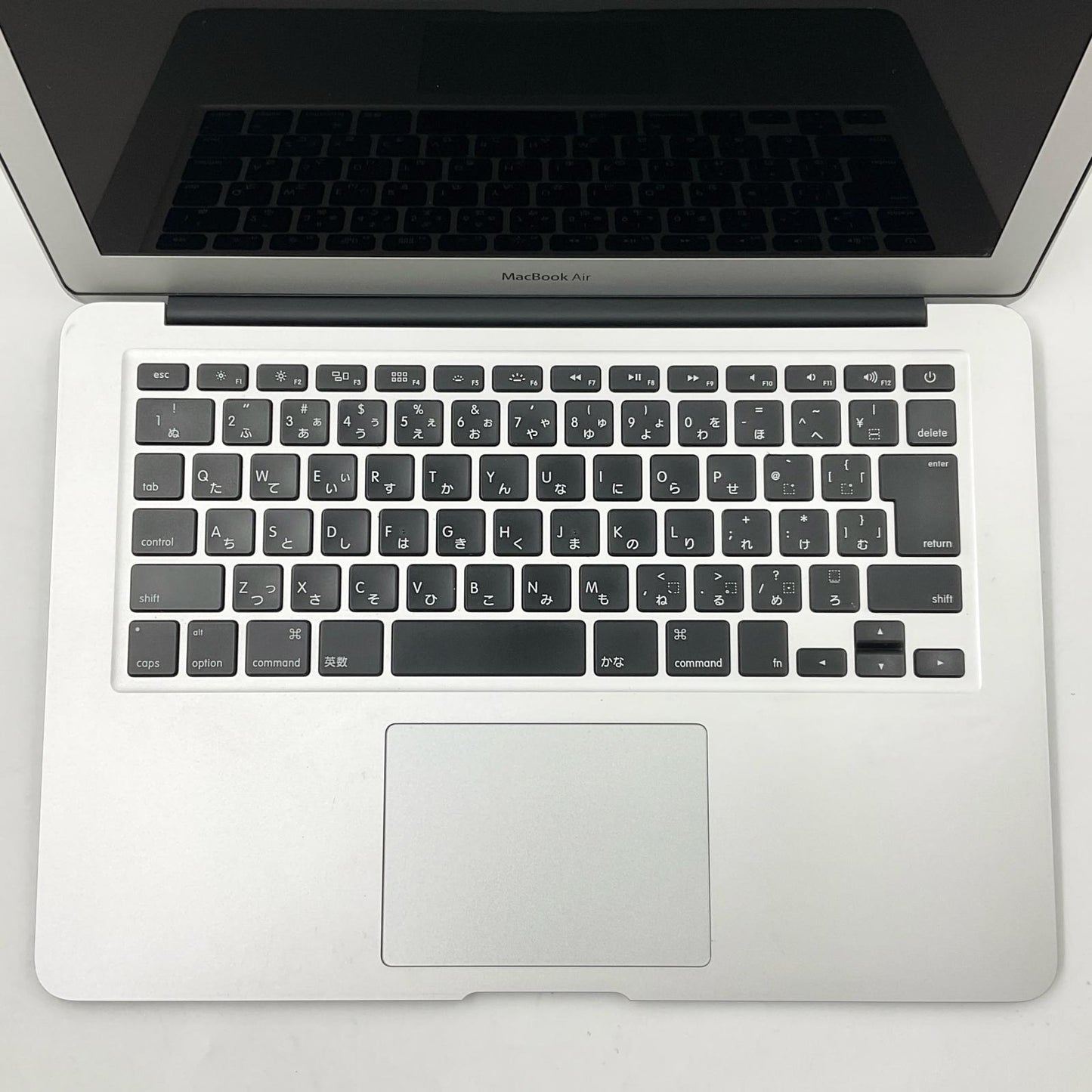 【全額返金保証】【最速発送】Apple MacBook Air 13.3インチ 2015 intel core i5 8GB SSD 256GB シルバー 87.6% 動作確認済