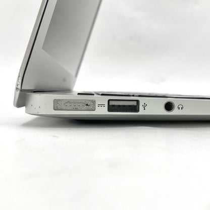 【全額返金保証】【最速発送】Apple MacBook Air 13.3インチ 2015 intel core i5 8GB SSD 256GB シルバー 87.6% 動作確認済