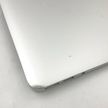 【全額返金保証】【最速発送】Apple MacBook Air 13.3インチ 2015 intel core i5 8GB SSD 256GB シルバー 87.6% 動作確認済