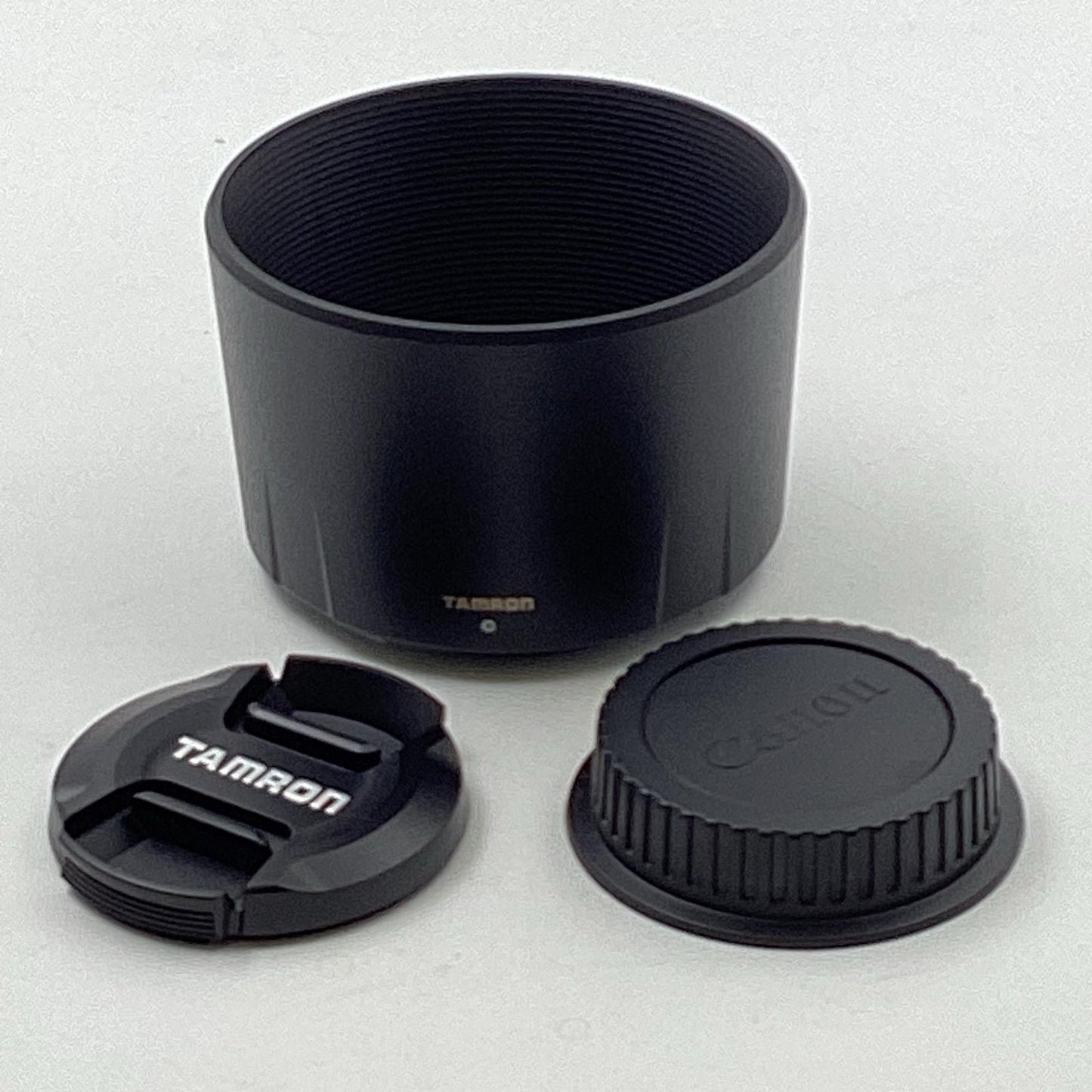 【全額返金保証】【最速発送】TAMRON SP 90mm F/2.8 Di MACRO 1：1 VC USD (Model F004) [キヤノン用] 美品 動作確認済