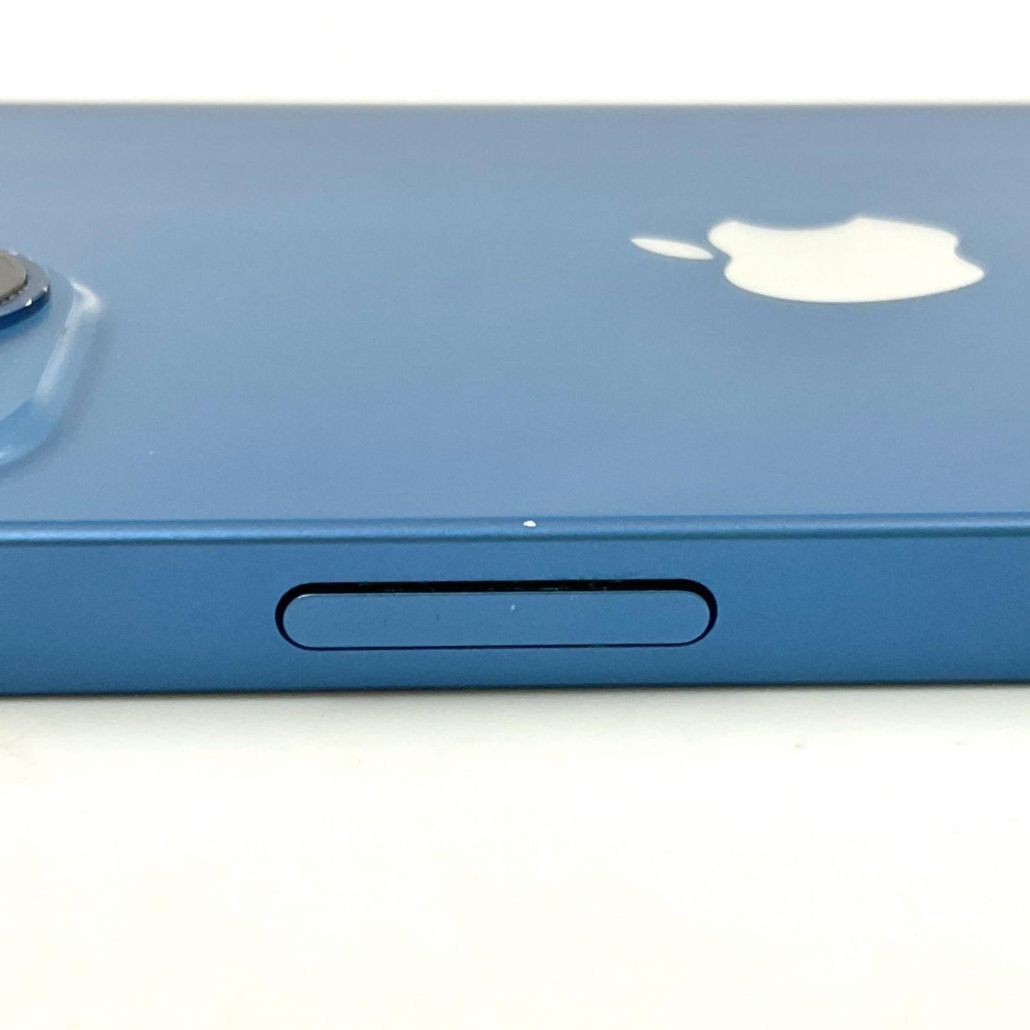 【全額返金保証】【最速発送】Apple iPhone iPhone 13 128GB ブルー docomo SIMフリー 白ロム 動作確認済 86%