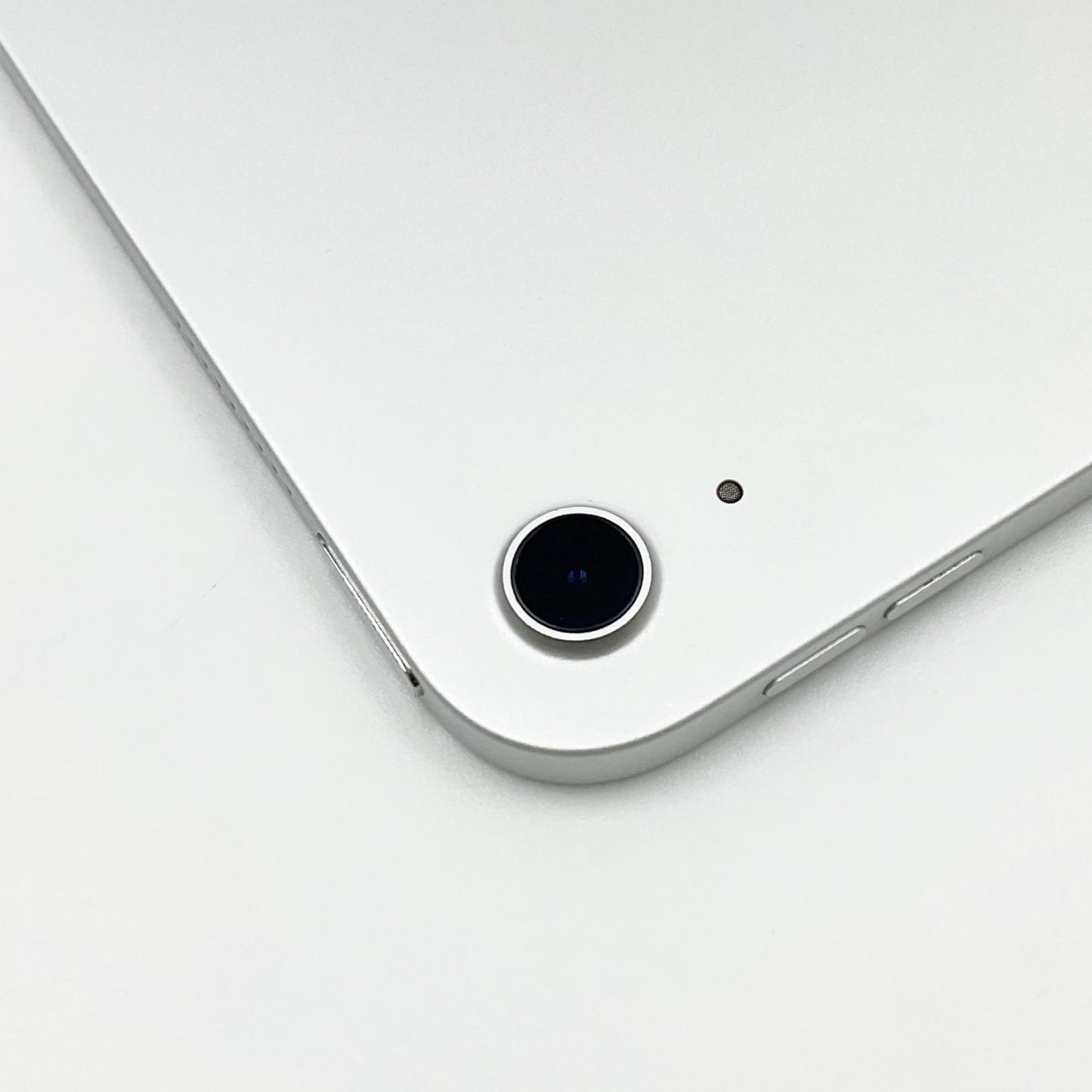 【全額返金保証】【最速発送】Apple iPad iPad 10.9インチ 第10世代 256GB シルバー Wi-Fi 動作確認済