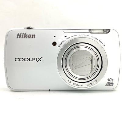 【全額返金保証】【最速発送】Nikon コンパクトデジタルカメラ COOLPIX S800c ホワイト 動作確認済