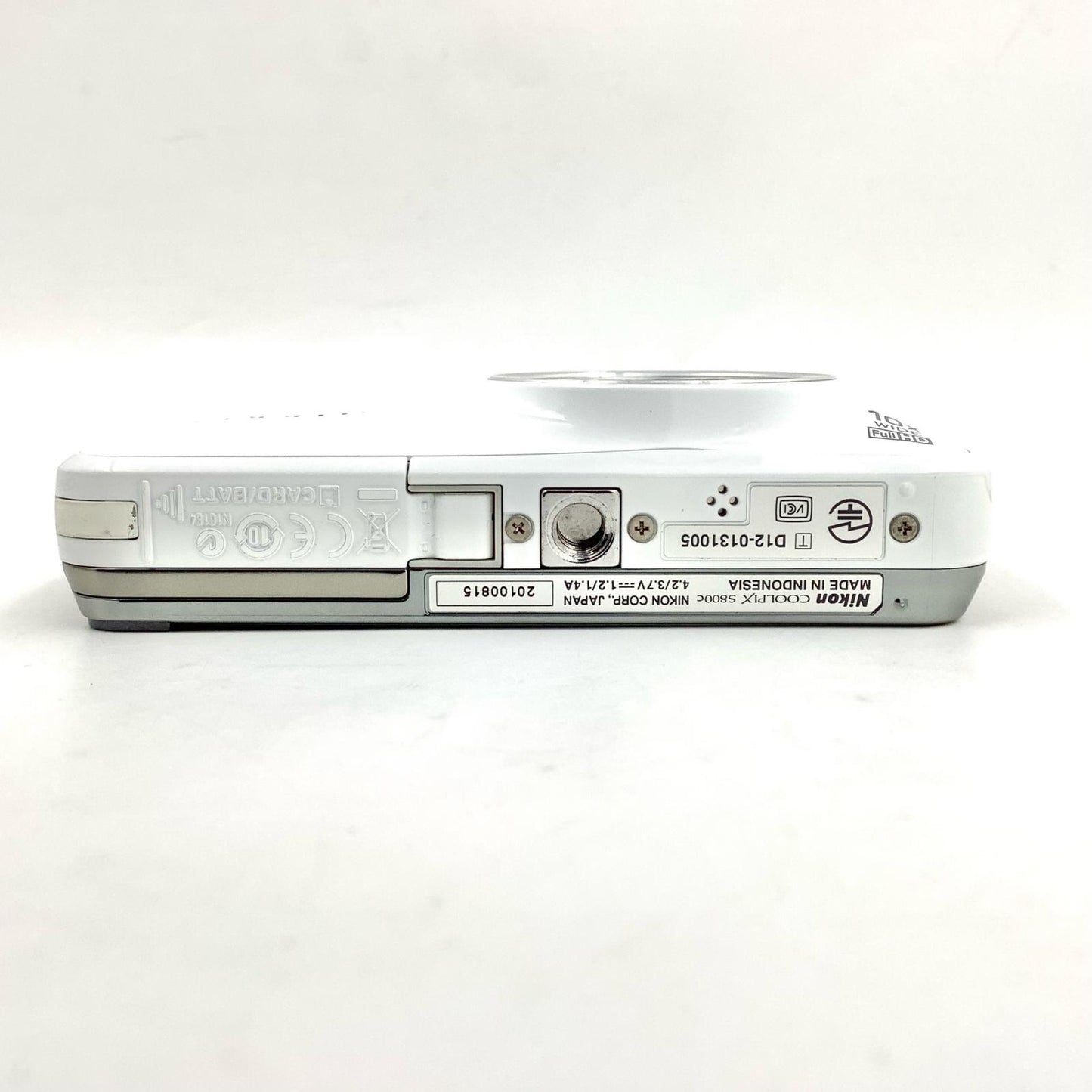 【全額返金保証】【最速発送】Nikon コンパクトデジタルカメラ COOLPIX S800c ホワイト 動作確認済