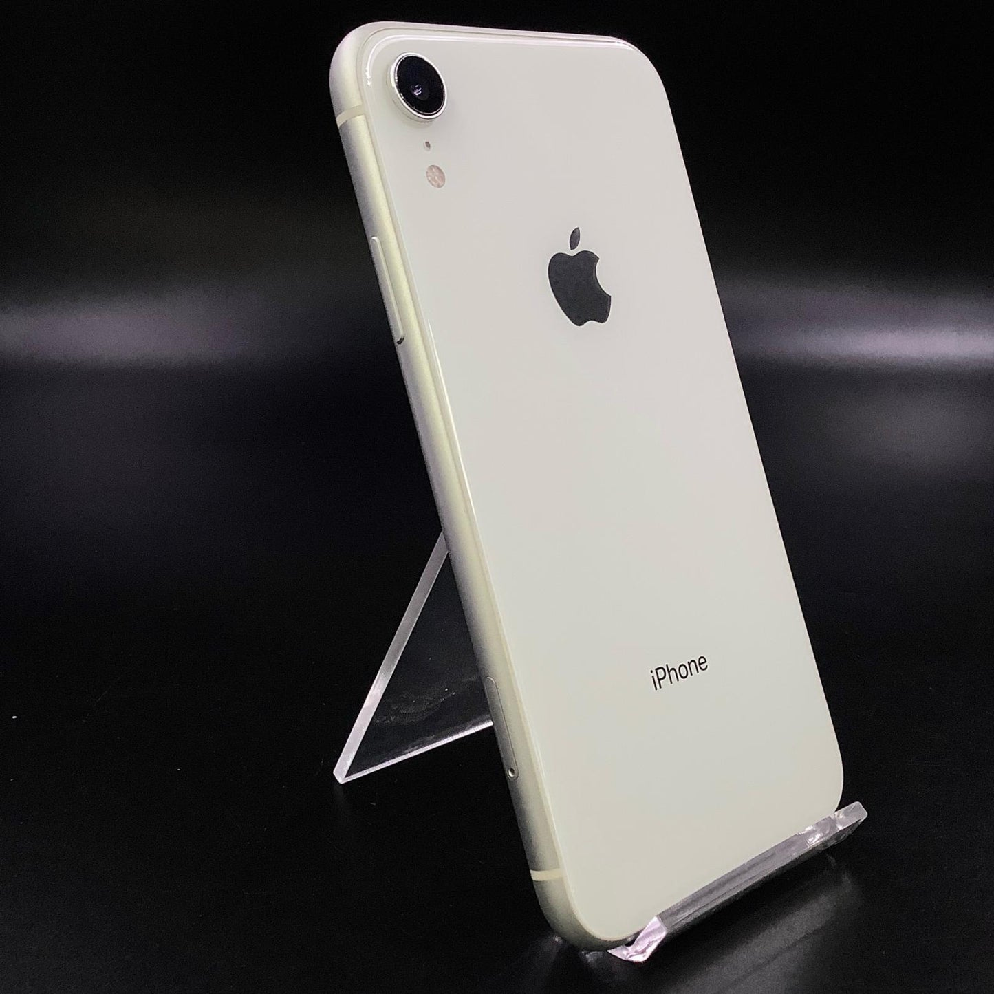 【全額返金保証】【最速発送】Apple iPhone iPhone XR 256GB ホワイト docomo 白ロム 動作確認済 78%